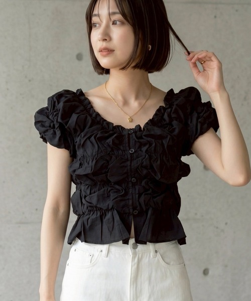 deux amour(ドゥーザムール)の「半袖シャーリングブラウス(Tシャツ/カットソー・レディース・ブラック/アイボリー/ベージュ/ホワイト×ブラック/ブラック×ホワイト/ブラウン・FREE)」の15枚目の写真