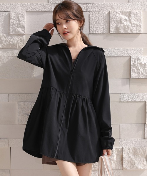 TeddyShop(テディショップ)の「【UVカット率99%以上/UPF50+/接触冷感/ふわっと超軽量】長袖フード×フェイスカバー付き360度隙なしペプラムフリルラッシュガードトップス レディース(パーカー・レディース・カーキ/ダークグレー/ホワイト/ライトベージュ/ブラック・S/L/M)」の22枚目の写真