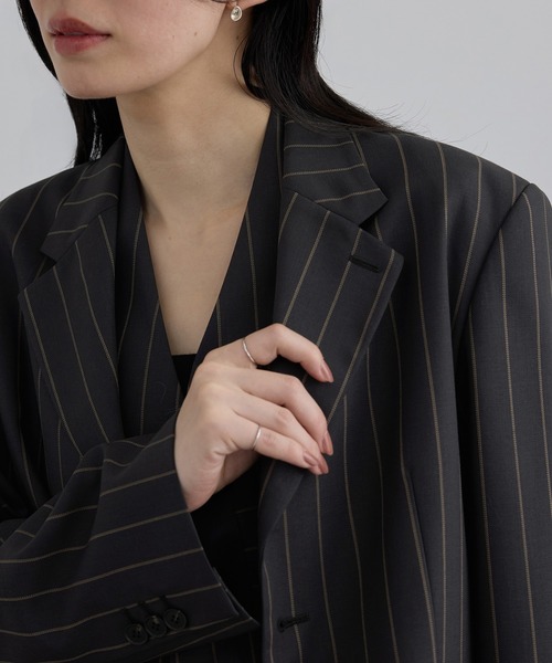SALON adam et rope'(サロン アダム エ ロペ)の「ウーステッドツイルジャケット / セットアップ対応(テーラードジャケット・レディース・チャコールグレー/ベージュ系その他・FREE)」の22枚目の写真