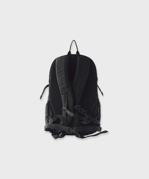 Columbia(コロンビア)の「Columbia Castle Rock 20L Backpack II / PU8663-010(バックパック/リュック・メンズ・ブラック・FREE)」の3枚目の写真