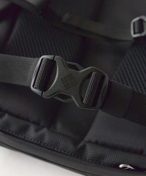 Columbia(コロンビア)の「Columbia Castle Rock 20L Backpack II / PU8663-010(バックパック/リュック・メンズ・ブラック・FREE)」の7枚目の写真