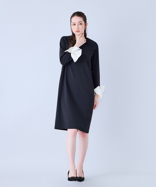 Audie a Muses（オーディアミューズ）の「バイカラーストレートシルエットワンピース（ワンピース・レディース・ブラック・42/38/40）」の8枚目の写真