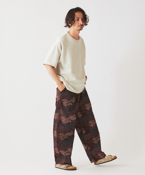 JOURNAL STANDARD relume(ジャーナルスタンダード レリューム)の「ブークレ ジャガード ニットソー(Tシャツ/カットソー・メンズ・ダークグリーン/ライトグレー/コバルトブルー・MEDIUM/LARGE)」の6枚目の写真