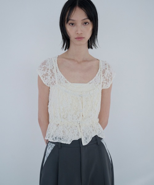 Nora Lily elle(ノラリリーエル)の「between layers(Tシャツ/カットソー・レディース・ホワイト/ブラック・FREE)」の4枚目の写真