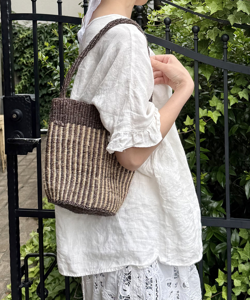 JOURNAL STANDARD LUXE（ジャーナルスタンダード　ラックス）の「【SOIL】STRIPE SISAL ONE HANDLE BAG（かごバッグ・レディース・ブラウン/ブラック・FREE）」の2枚目の写真