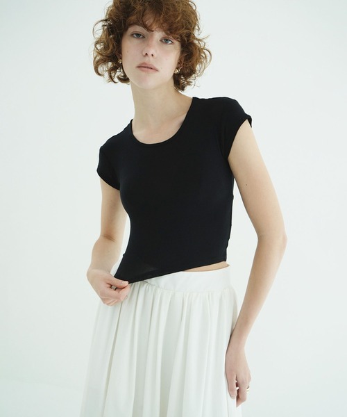 CLANE(クラネ)の「SOFT SHEER COMPACT TOPS(Tシャツ/カットソー・レディース・ブラウン/ホワイト/ブラック・1/2)」の10枚目の写真