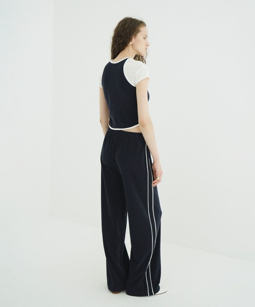 CLANE(クラネ)の「SOFT SHEER COMPACT TOPS(Tシャツ/カットソー・レディース・ブラウン/ホワイト/ブラック・1/2)」の7枚目の写真