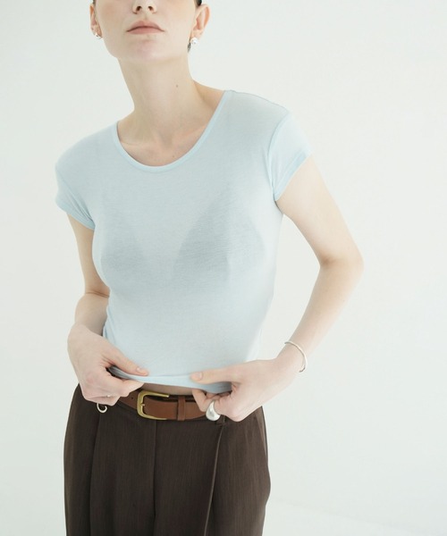 CLANE(クラネ)の「SOFT SHEER COMPACT TOPS(Tシャツ/カットソー・レディース・ブラウン/ホワイト/ブラック・1/2)」の20枚目の写真