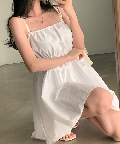 FAVORITO(ファヴォリート)の「キャミワンピース(ワンピース・レディース・ホワイト/ブラック・F)」の3枚目の写真
