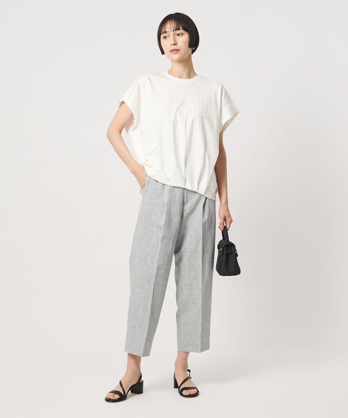 UNITED ARROWS(ユナイテッドアローズ)の「ビジュー Tシャツ ‐接触冷感‐(Tシャツ/カットソー・レディース・ホワイト/ブラック・FREE)」の5枚目の写真
