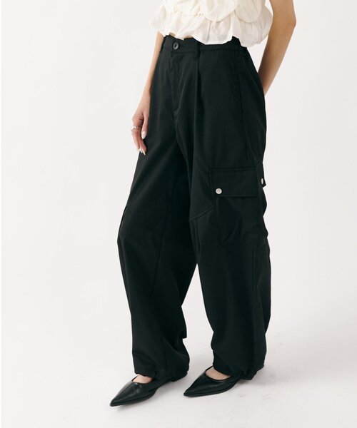 goocy(グーシー)の「タックカーブカーゴパンツ(その他パンツ・レディース・チャコールグレー/アイボリー/ブラック・FREE)」の13枚目の写真