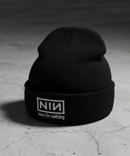 ROOPTOKYO(ループトウキョウ)の「Nine Inch Nails / ナインインチネイルズ NIN Unisex Beanie Now I'm Nothing ロゴビーニー ニット帽 ストリート メンズ 2026年秋冬 秋物(ニットキャップ/ビーニー・メンズ・ブラック・FREE)」の10枚目の写真