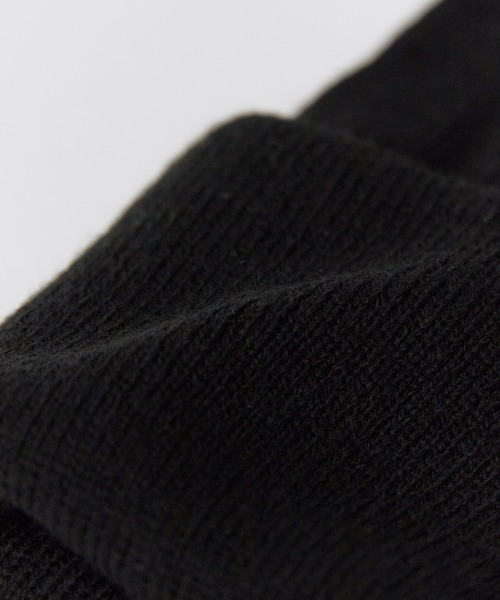 ROOPTOKYO(ループトウキョウ)の「Nine Inch Nails / ナインインチネイルズ NIN Unisex Beanie Now I'm Nothing ロゴビーニー ニット帽 ストリート メンズ 2026年秋冬 秋物(ニットキャップ/ビーニー・メンズ・ブラック・FREE)」の4枚目の写真
