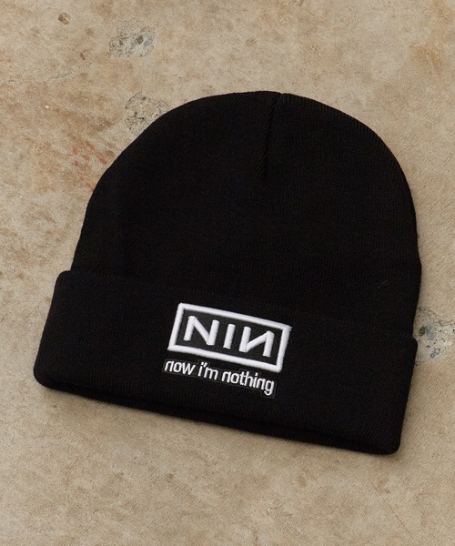 ROOPTOKYO(ループトウキョウ)の「Nine Inch Nails / ナインインチネイルズ NIN Unisex Beanie Now I'm Nothing ロゴビーニー ニット帽 ストリート メンズ 2026年秋冬 秋物(ニットキャップ/ビーニー・メンズ・ブラック・FREE)」の6枚目の写真