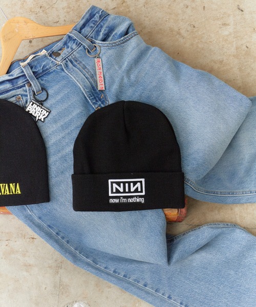 ROOPTOKYO(ループトウキョウ)の「Nine Inch Nails / ナインインチネイルズ NIN Unisex Beanie Now I'm Nothing ロゴビーニー ニット帽 ストリート メンズ 2026年秋冬 秋物(ニットキャップ/ビーニー・メンズ・ブラック・FREE)」の7枚目の写真