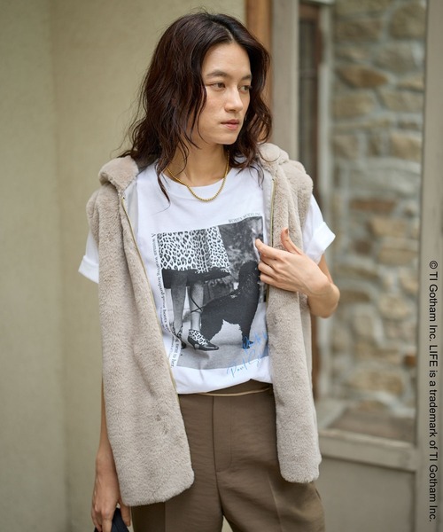 Elura(エルーラ)の「≪GOOD ROCK SPEED/グッドロックスピード≫ DOGプリントTシャツ/1057136(Tシャツ/カットソー・レディース・ホワイト/チャコールグレー・FREE)」の5枚目の写真