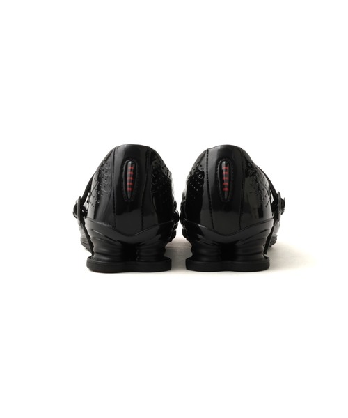 NIKE(ナイキ)の「NIKE WMNS SHOX Z CALISTRA / ナイキ ウィメンズ ショックス Z CALISTRA【SP】(スニーカー・レディース・ブラック・23.0cm/23.5cm/24.0cm/24.5cm/25.0cm)」の5枚目の写真