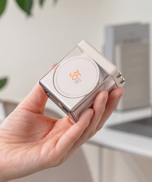 BIRTHDAY BAR(バースデイバー)の「USB急速充電器 USB PD(パワーデリバリー)対応 35W コード巻(スマホグッズ・レディース・ベージュ・0)」の5枚目の写真