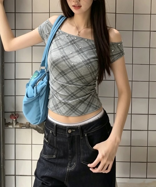 almo（アルモ）の「【Chiina】スタッズデザインチェックトップス（Tシャツ/カットソー・レディース・ホワイト/ライトイエロー/グレー・FREE）」の11枚目の写真