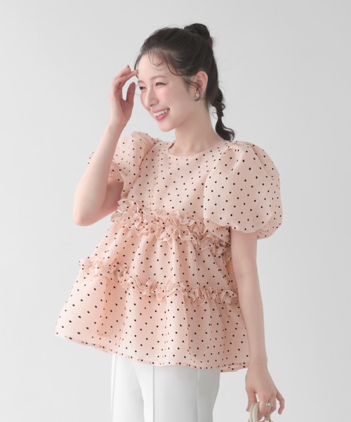 Fit more(フィットモア)の「ドットシアーオーガンジーペプラムトップス(その他トップス・レディース・コーラル/ホワイト・FREE)」の6枚目の写真