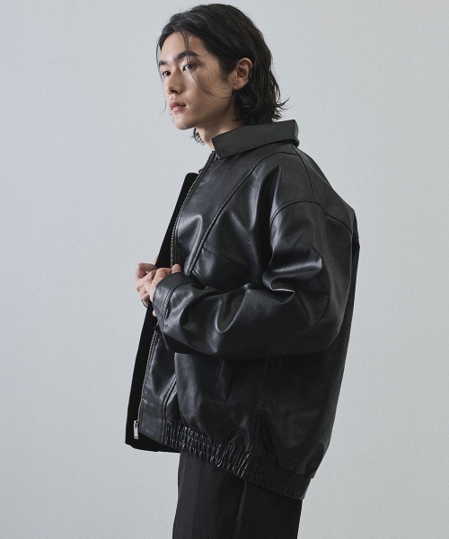 Shoowtime(ショウタイム)の「Vintage-Inspired Faux Leather Oversized Zip-Up Blouson / ヴィンテージライク合成皮革オーバーサイズジップアップブルゾン(ブルゾン・メンズ・ブラック系その他/ブラウン系その他・X-LARGE/LARGE/MEDIUM)」の22枚目の写真