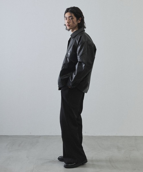 Shoowtime(ショウタイム)の「Vintage-Inspired Faux Leather Oversized Zip-Up Blouson / ヴィンテージライク合成皮革オーバーサイズジップアップブルゾン(ブルゾン・メンズ・ブラック系その他/ブラウン系その他・X-LARGE/LARGE/MEDIUM)」の18枚目の写真