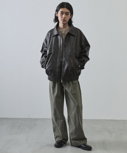 Shoowtime(ショウタイム)の「Vintage-Inspired Faux Leather Oversized Zip-Up Blouson / ヴィンテージライク合成皮革オーバーサイズジップアップブルゾン(ブルゾン・メンズ・ブラック系その他/ブラウン系その他・X-LARGE/LARGE/MEDIUM)」の7枚目の写真