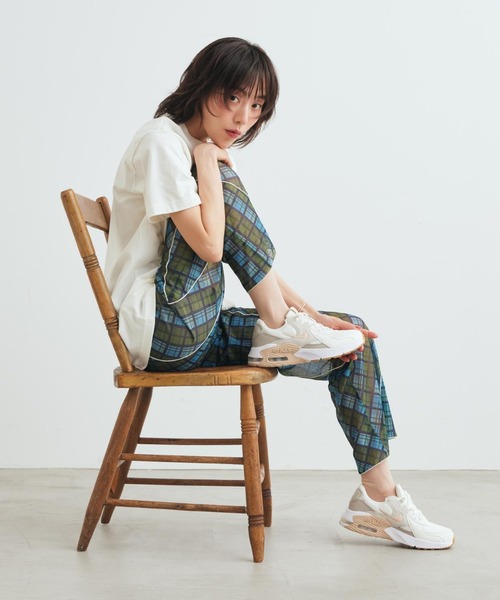 NIKE(ナイキ)の「ナイキ エア マックス エクシー ウィメンズシューズ / Nike Air Max Excee Women's Shoes CD5432-154 Sail(スニーカー・レディース・クリーム・23.5/22.5/22/24/26/25.5/25/24.5/23)」の3枚目の写真