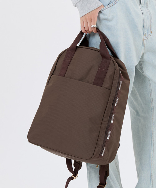 LeSportsac(レスポートサック)の「ON JOURNEY BACKPACK アーバンアンバー(バックパック/リュック・レディース・ブラウン・FREE)」の2枚目の写真