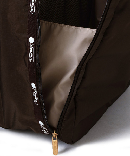LeSportsac(レスポートサック)の「ON JOURNEY BACKPACK アーバンアンバー(バックパック/リュック・レディース・ブラウン・FREE)」の13枚目の写真