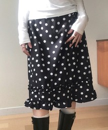 ドット柄裾フリルスカート