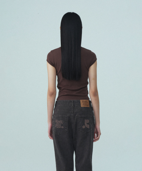 Rest&Recreation（レストアンドレクリエーション）の「CAP SLEEVE T-SHIRT - BROWN（Tシャツ/カットソー・レディース・その他・ONE）」の6枚目の写真