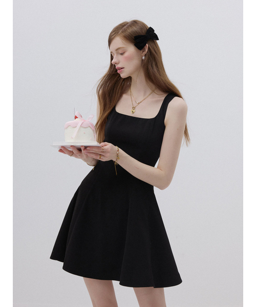 SINCETHEN(シンスゼン)の「ブラックベリー スリーブレス ミニワンピース(ワンピース・レディース・その他・SMALL/LARGE/MEDIUM)」の7枚目の写真