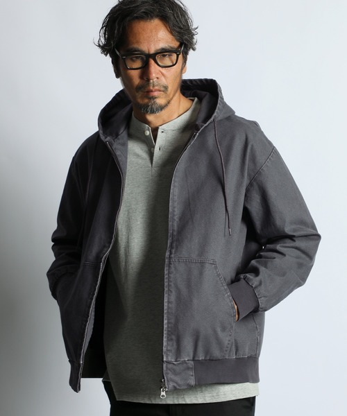 The DUFFER of ST.GEORGE(ザダファーオブセントジョージ)の「【WEB限定アイテム】DUCK PARKA:ダックパーカー / 製品洗い / ワークジャケット / ライトアウター / ハイブリッドパーカー(パーカー・メンズ・チャコールグレー/オリーブ/ブラウン・X-LARGE/LARGE/MEDIUM/SMALL)」の2枚目の写真