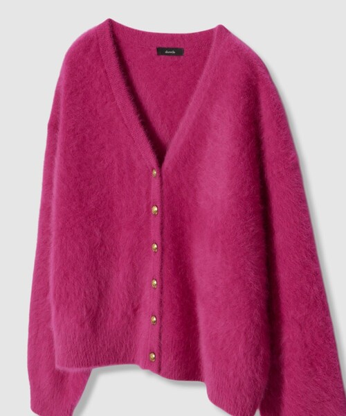 allureville(アルアバイル)の「カシミヤブレンドファー加工Vカーディガン(カーディガン/ボレロ・レディース・オフホワイト/モカ/ネイビー・2)」の8枚目の写真