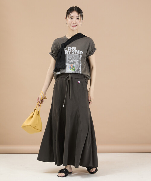 Champion(チャンピオン)の「Champion/チャンピオン Champion 別注 ロング スウェットスカート(スカート・レディース・オレンジ/ブラック/グレー・ONE SIZE)」の9枚目の写真