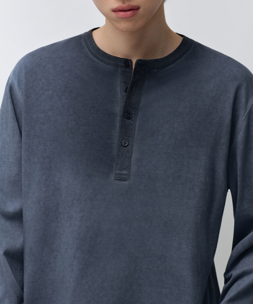 MUSINSA STANDARD（ムシンサスタンダード）の「ルナ ダイド ヘンリーネック 長袖Tシャツ [ネイビー]（Tシャツ/カットソー・メンズ・その他・MEDIUM/LARGE/X-LARGE/2XL）」の3枚目の写真