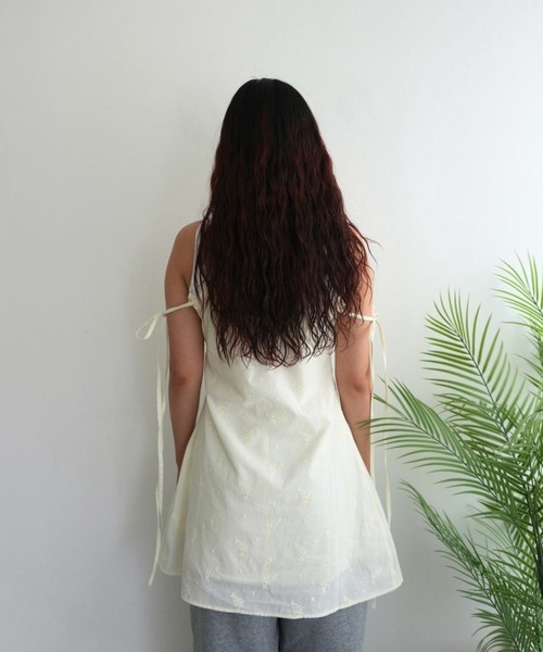 BLOOMING CHARM(ブルーミングチャーム)の「Cotton lace Ribbon Mini One-piece(ワンピース・レディース・オフホワイト/ブラック・FREE)」の7枚目の写真