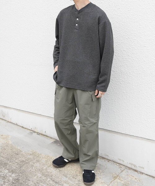 SHIPS any(シップス エニィ)の「〈洗濯機可能〉フクレ ジャカード リラックス ヘンリーネックTシャツ(ロンT)◇(Tシャツ/カットソー・メンズ・チャコールグレー/ブラック/グレー・MEDIUM/LARGE/X-LARGE)」の5枚目の写真
