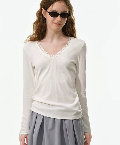 Fano Studios(ファノ ストゥディオズ)の「レースディテール Vネックトップス FQ26S120【Fano Studios】【2026AW】(Tシャツ/カットソー・レディース・ホワイト・S/M/L)」の7枚目の写真