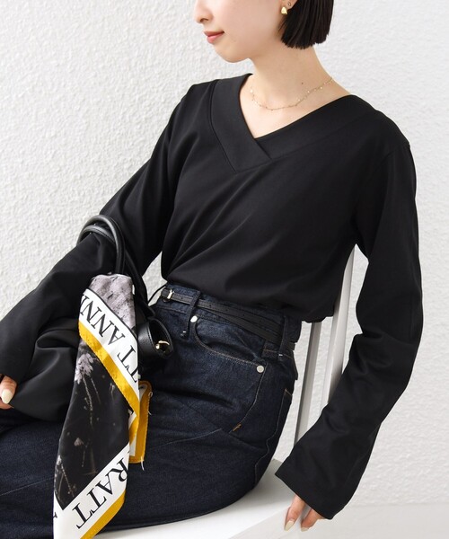 SHIPS(シップス)の「【WEB限定】〈ネックが選べる〉オーガニックコットン バリエーション ネック ロングスリーブ TEE(Tシャツ/カットソー・レディース・ブラック/パープル/ネイビー/ブラウン/オフホワイト/ホワイト系/ブラック系/ブラウン系/ネイビー系/パープル系・ONE SIZE)」の17枚目の写真