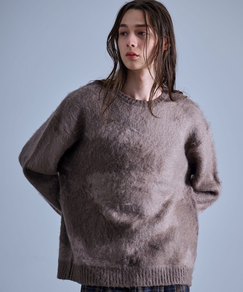 Revo.(レボ)の「Revo. モヘアライク グラデーション シャギーニット / 総柄 ルーズシルエット プルオーバー(ニット/セーター・メンズ・オレンジ/グレー/ブラック・2/1)」の7枚目の写真
