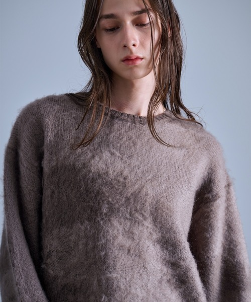 Revo.(レボ)の「Revo. モヘアライク グラデーション シャギーニット / 総柄 ルーズシルエット プルオーバー(ニット/セーター・メンズ・オレンジ/グレー/ブラック・2/1)」の5枚目の写真