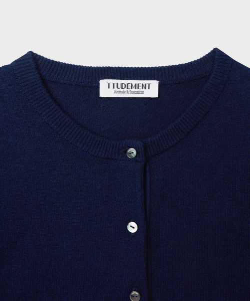TTUDEMENT（トュードメント）の「ESSENTIAL CASH BLEND HENLEY NECK KNIT_NAVY（ニット/セーター・レディース・その他・FREE）」の8枚目の写真
