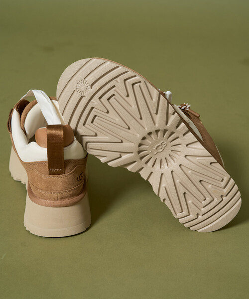 FREAK'S STORE（フリークスストア）の「限定展開 UGG/アグ W ASTROMEL/ウィメンズ アストロメル[6~9サイズ展開]（スニーカー・レディース・キャメル・7/8/9/6）」の2枚目の写真