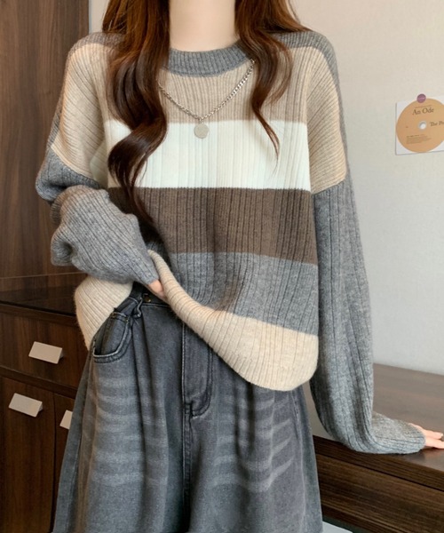 LUCPY（ラクピー）の「配色ボーダーシアーニットプルオーバー（その他トップス・レディース・グレー/ブラウン/ホワイト/ブラック・FREE）」の3枚目の写真