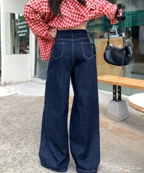 yuue' ( wear )(ユーイ)の「ハイウエストワイドバギーデニムパンツ(デニムパンツ・レディース・ネイビー・S/M/L)」の8枚目の写真