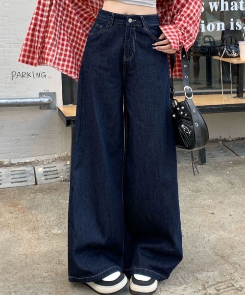yuue' ( wear )(ユーイ)の「ハイウエストワイドバギーデニムパンツ(デニムパンツ・レディース・ネイビー・S/M/L)」の2枚目の写真