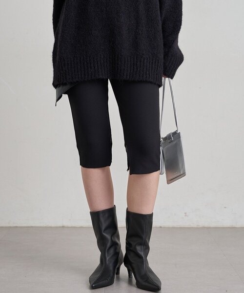 LOUNGEDRESS(ラウンジドレス)の「《ウエストゴム》カットジョーゼットハーフパンツ 秋服(その他パンツ・レディース・ブラック・FREE)」の2枚目の写真