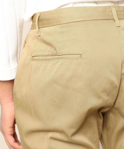 BEAUTY&YOUTH UNITED ARROWS（ビューティーアンドユースユナイテッドアローズ）の「BY チノ ノープリーツ テーパード パンツ：◆（チノパンツ・メンズ・ネイビー/ダークグレー/ベージュ/ブラック/オリーブ・LARGE/SMALL/X-LARGE/MEDIUM）」の17枚目の写真
